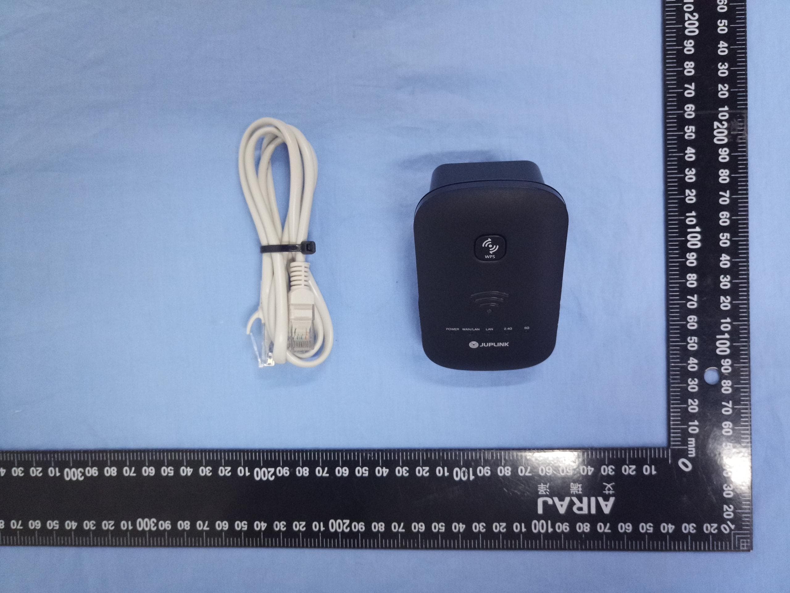 Dual-band Gigabit Wi-Fi extender - FCC ID 2AT9Z-EC3-750 - Nanjing Juplink Intelligent Technologies Co., Ltd. (2)