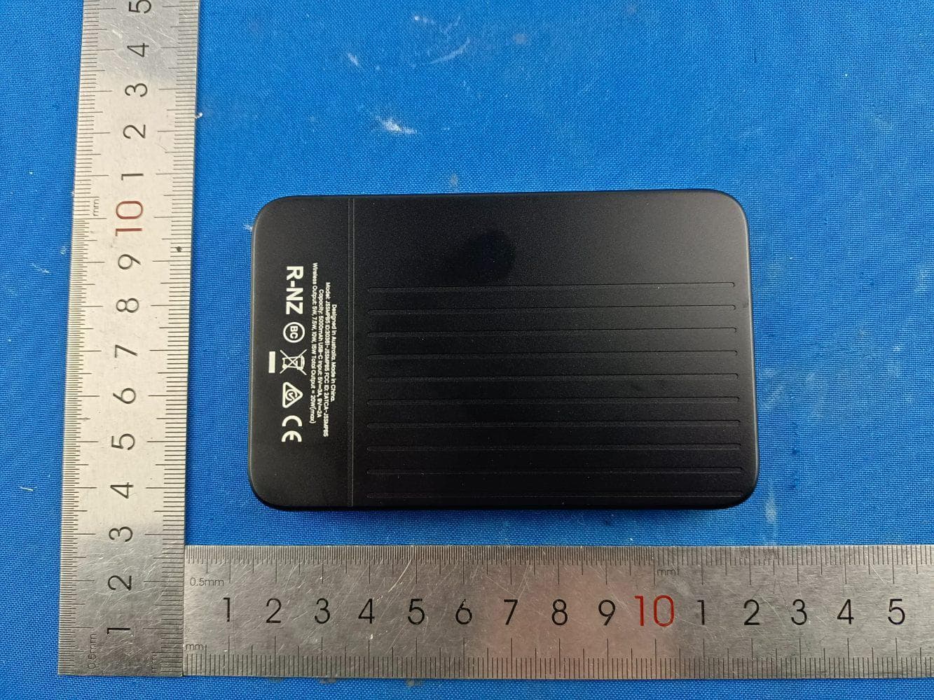 JOURNEY FORTIX SEMI-SOLID STATE MAGNETIC POWER BANK 5,000 mAh - FCC ID 2ATCA-JSSMPB5 - ALOGIC Corporation Pty Ltd.