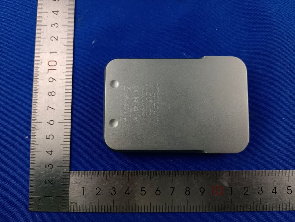 Matrix 5000mAh Power Bank Universal Wireless Charger - FCC ID 2ATCA-MSPB5K - ALOGIC Corporation Pty Ltd.