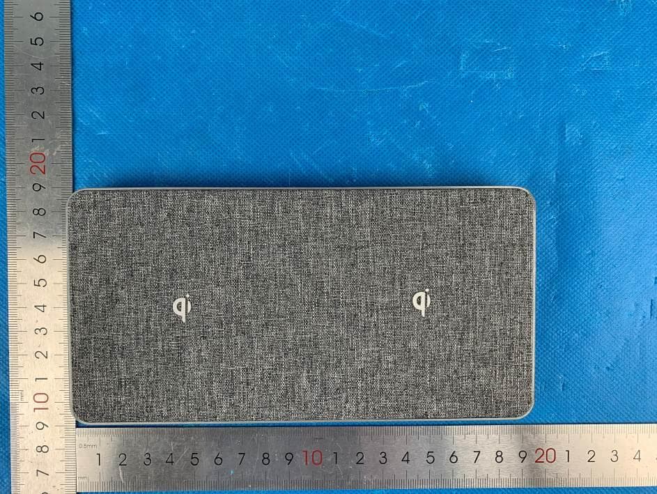 3-in-1 Wireless Charging Dock - FCC ID 2ATCAUP2QC10A - ALOGIC Corporation Pty Ltd.