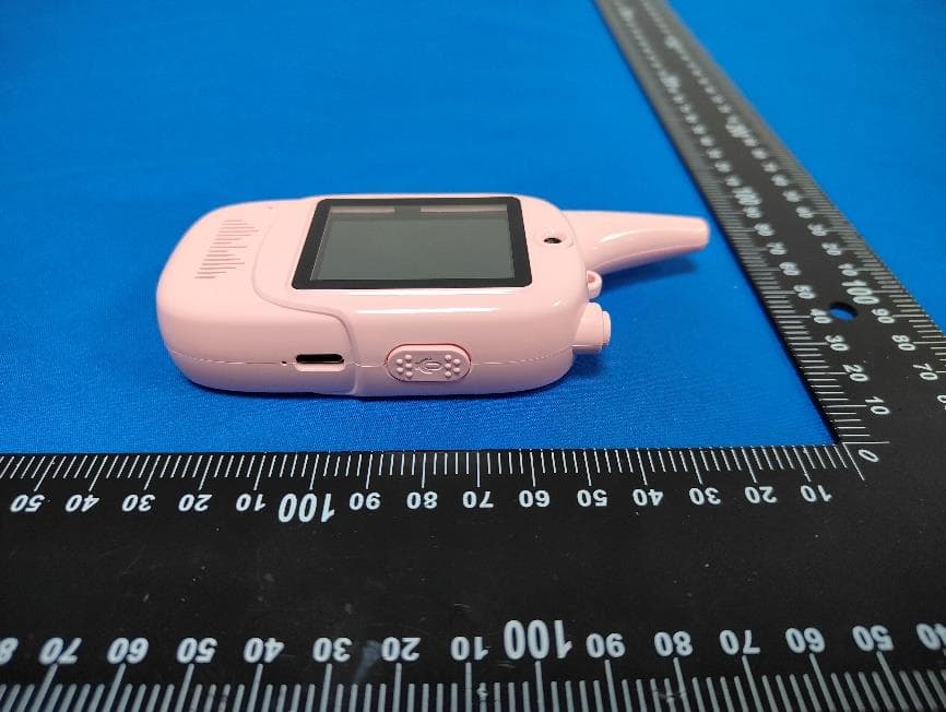 Toy walkie-talkie - FCC ID 2ATDT-007 - Shenzhen Hengxin Weiye Digital Co., LTD. (3)