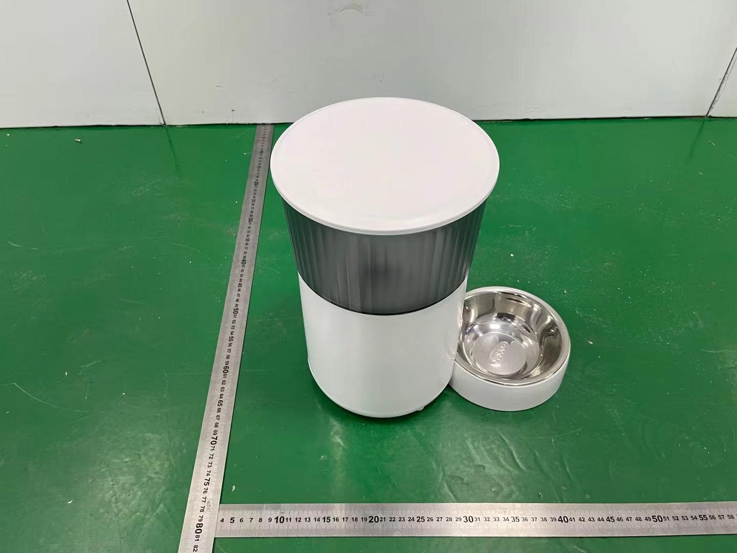 Automatic Pet Feeder - FCC ID 2ATE8-W80-W - Linsun Smart Technology Co.,LTD (5)