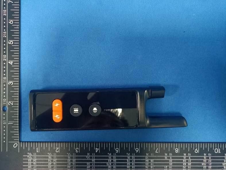 remote dog training collar - FCC ID 2ATEO-DT520 - Dongguan Dogreat Electronic Technology Co., Ltd (2)