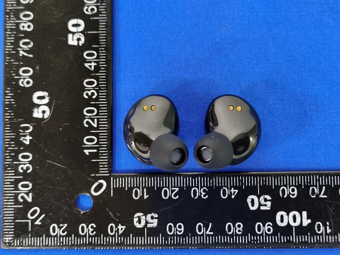 WIRELESS SOUND-PODS - FCC ID 2ATF51604781 - SRP COMPANIES (2)