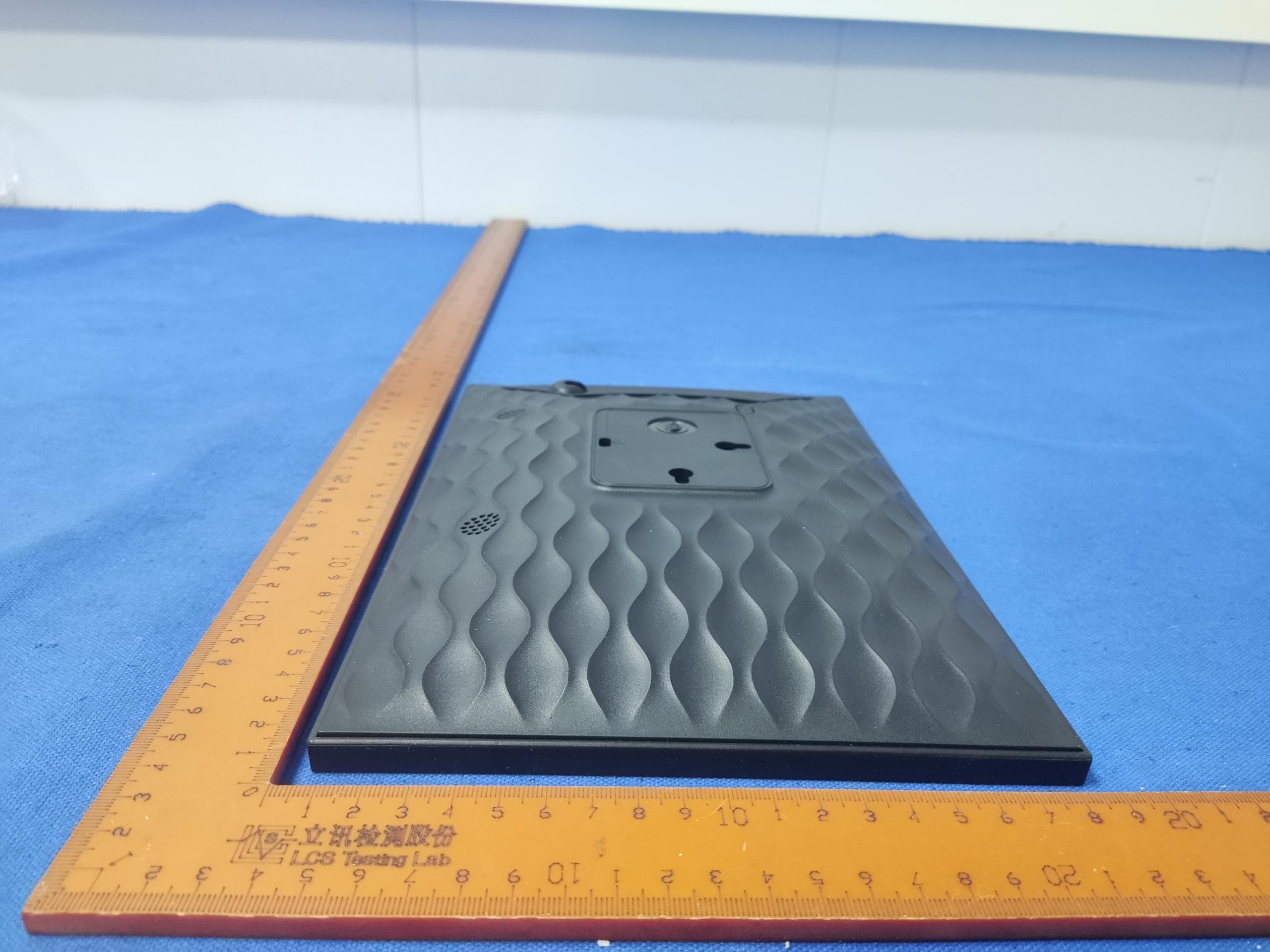 WI-FI CLOUD DIGITAL PICTURE FRAME - FCC ID 2ATFT-100096733 - Shenzhen Kejinming Electronic Co.,Ltd