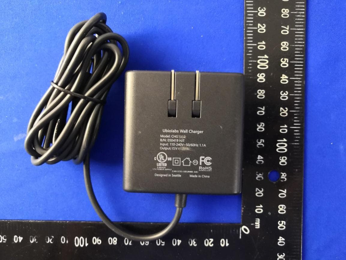 Wireless Charging Stand - FCC ID 2ATGY-AWC1094 - UBIO LABS, INC.