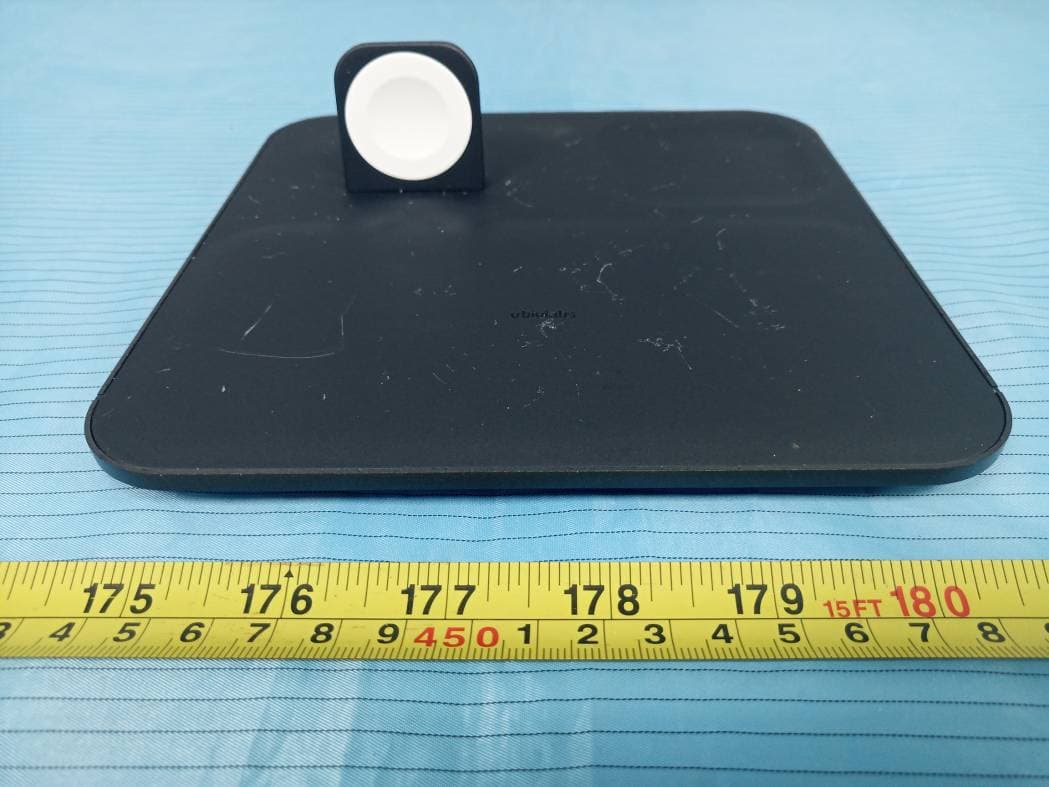 Wireless Charging Station - FCC ID 2ATGY-AWC1095 - UBIO LABS, INC. (5)