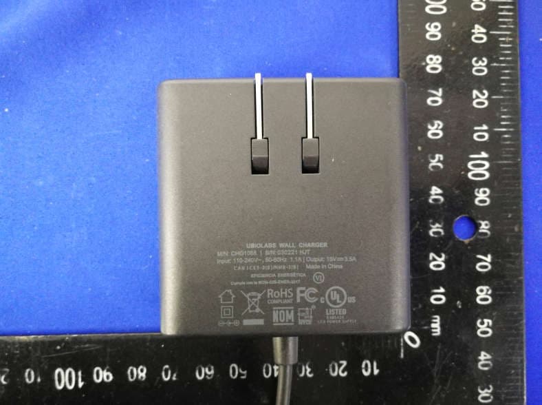 Wireless Charging Pad - FCC ID 2ATGY-AWC1098 - UBIO LABS, INC. (2)
