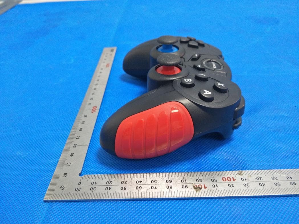 SWITCH WIRELESS GAMEPAD - FCC ID 2ATI7STK-7024S - SHENZHEN SAITAKE ELECTRONIC CO.,LTD. (4)