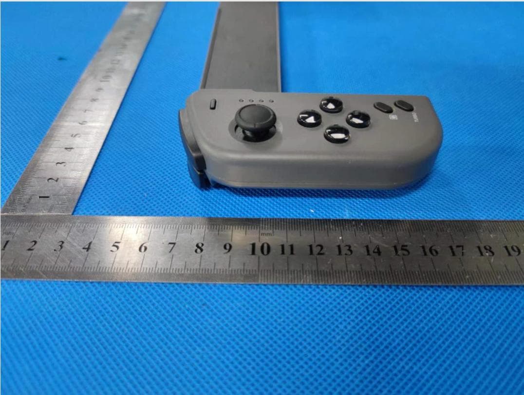 Protable Wireless Joypad - FCC ID 2ATI7STK-7046 - SHENZHEN SAITAKE ELECTRONIC CO.,LTD. (3)