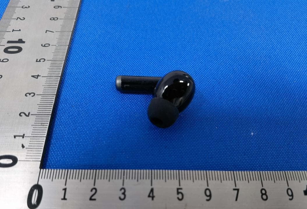 wireless earbuds - FCC ID 2ATIH-EP-N6L - Aukey Technology Co.,Ltd. (3)