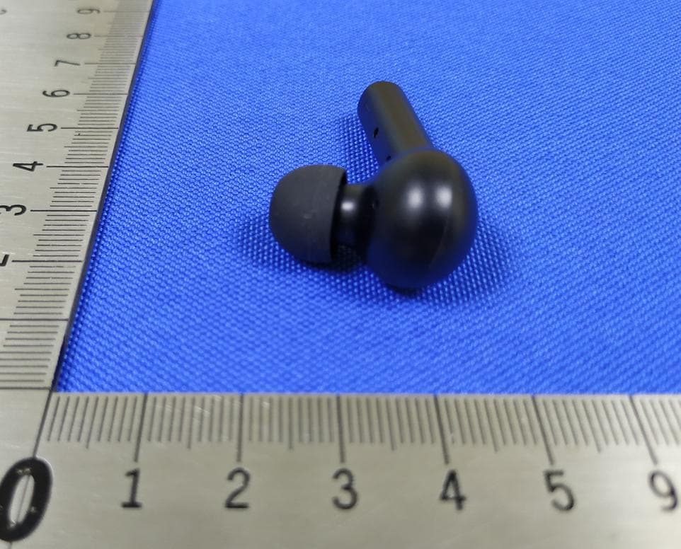 TWS Bluetooth earphones - FCC ID 2ATIH-EP-T21 - Aukey Technology Co.,Ltd. (2)
