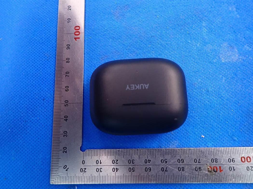 Bluetooth wireless earbuds - FCC ID 2ATIHEPT27 - Aukey Technology Co.,Ltd. (3)