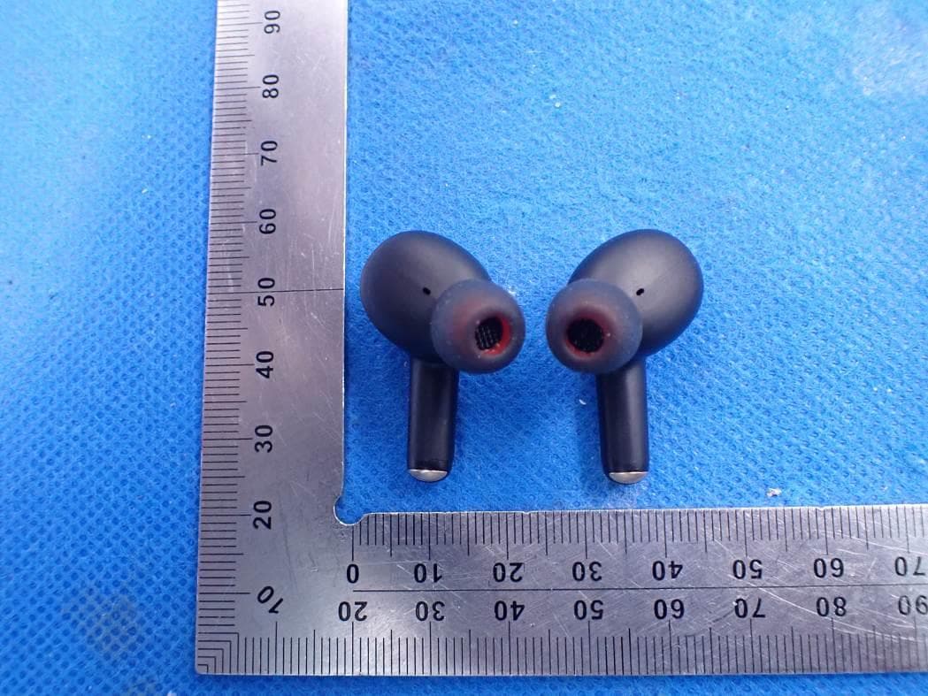 Bluetooth wireless earbuds - FCC ID 2ATIHEPT27 - Aukey Technology Co.,Ltd. (4)