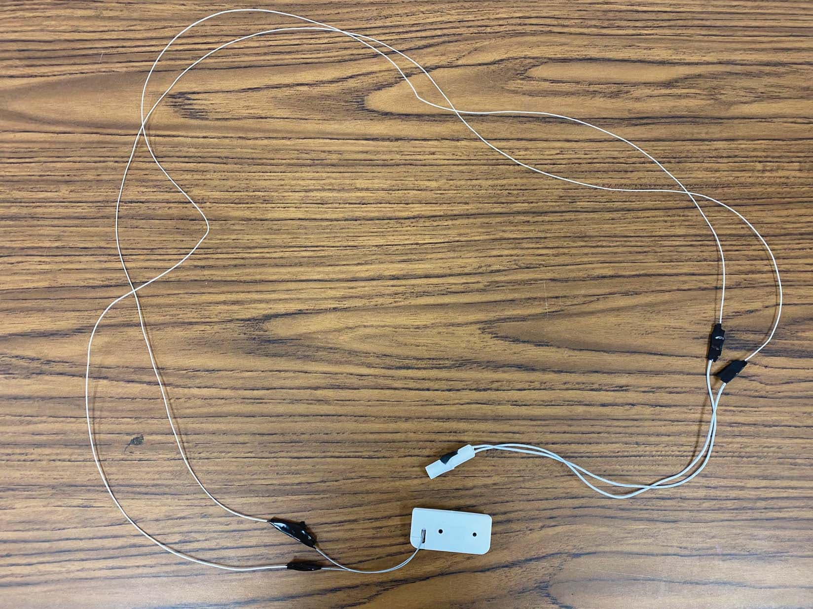 Wireless Door/Window Transmitter - FCC ID 2ATK4LPDW02345 - Luna Products, LLC