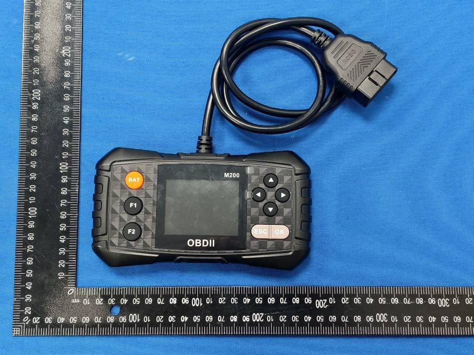 Car Diagnostic Instrument - FCC ID 2ATKM-M200 - Shenzhen Chaoyue Technology Development Co.,Ltd. (3)