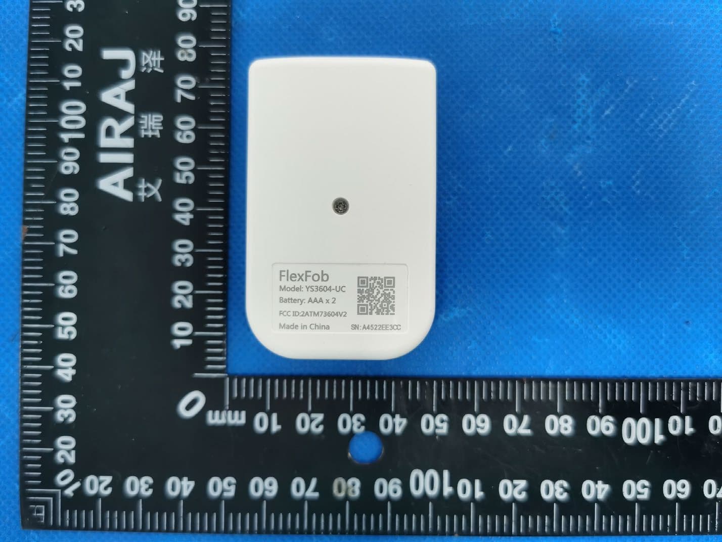 Remote control - FCC ID 2ATM73604V2 - YoSmart Inc. (2)