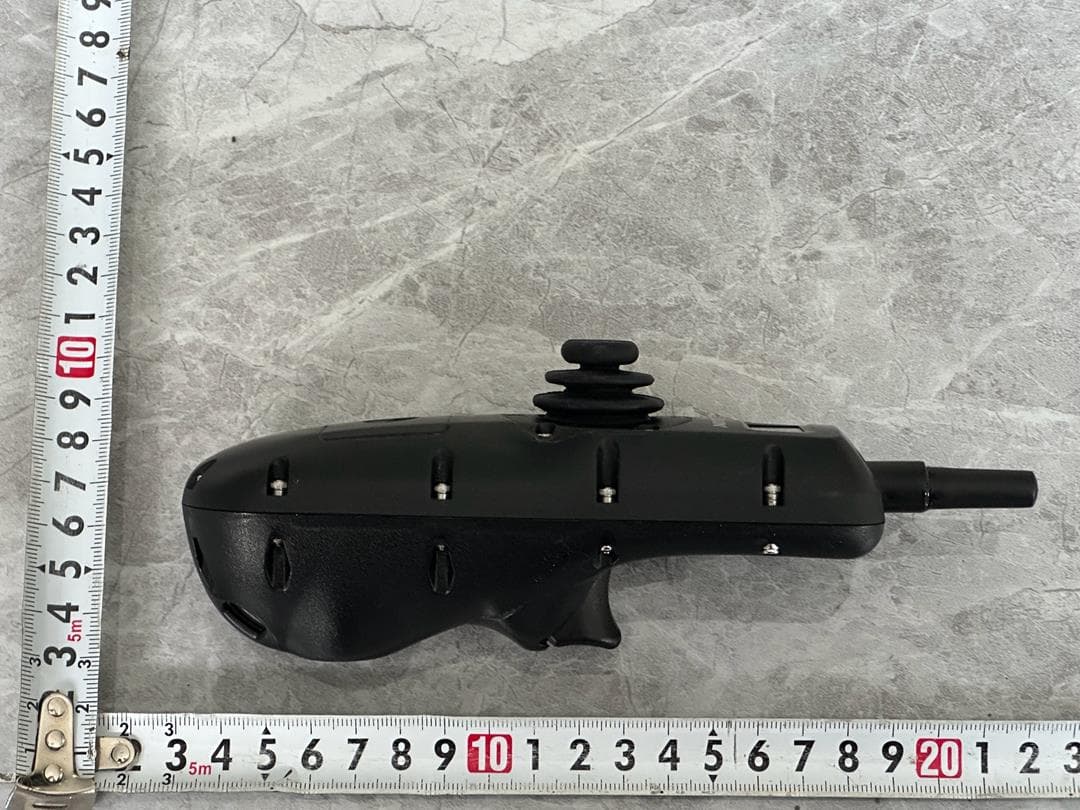 eTow remote - FCC ID 2ATOA-ETOW-01-R - TAKUMA SAS (2)