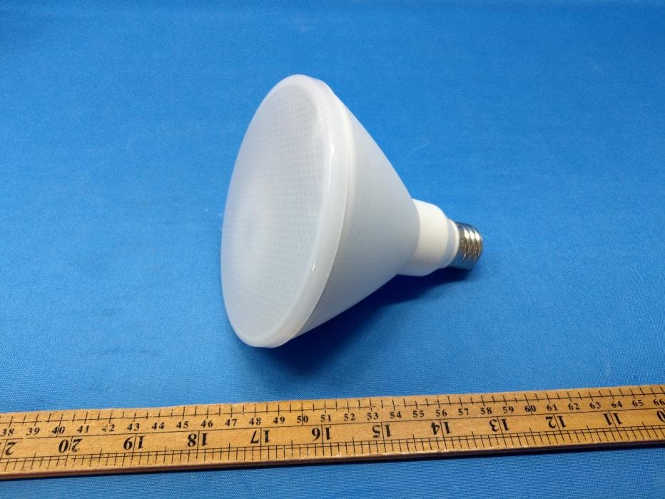 LEXI Smart Light Bulbs - PAR38 - FCC ID 2ATOT10007 - Lexi Devices, Inc.