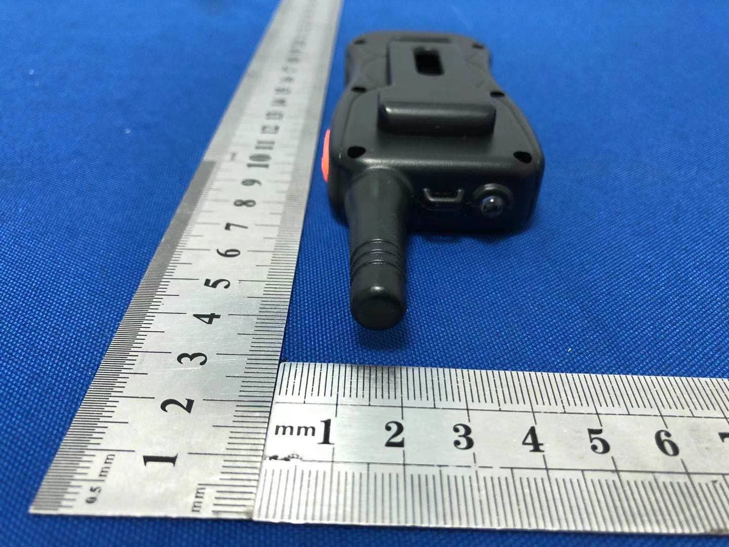 Remote training collar - FCC ID 2ATOX-T502 - Shenzhen Wellturn Technology Co., Ltd (4)