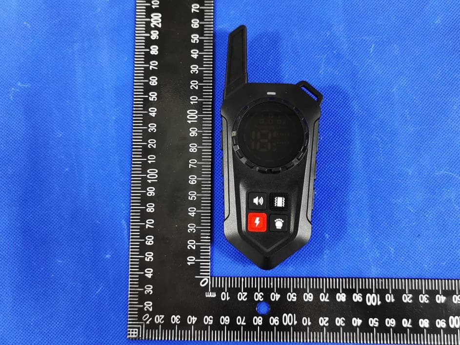 Smart Remote Dog Trainer - FCC ID 2ATOX-T820PRO - Shenzhen Wellturn Technology Co., Ltd (2)
