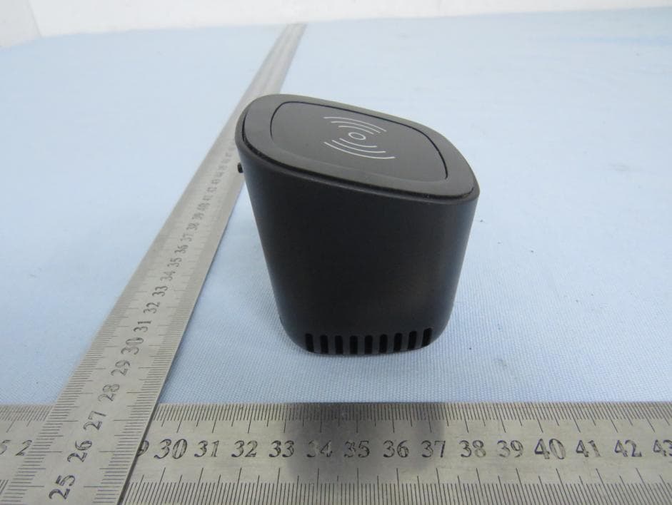 Jack Bluetooth Speaker and Wireless Charging Pad - FCC ID 2ATOY-B96 - Dongguan Fulun Electronics Co.,Limited (2)