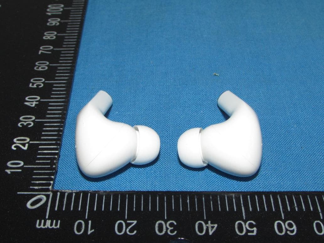 TRUE WIRELESS EARBUDS - FCC ID 2ATOY-RT36A - Dongguan Fulun Electronics Co.,Limited (5)