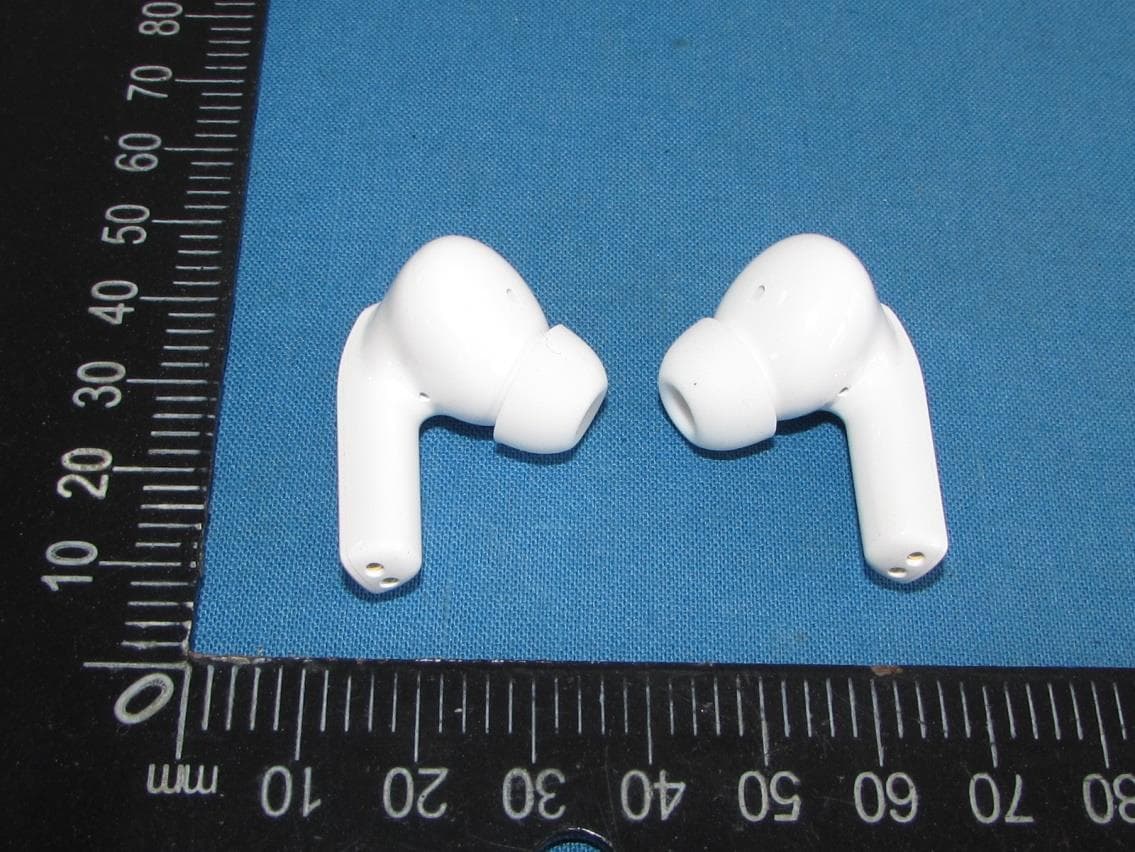 TRUE WIRELESS EARBUDS - FCC ID 2ATOY-RT50A - Dongguan Fulun Electronics Co.,Limited