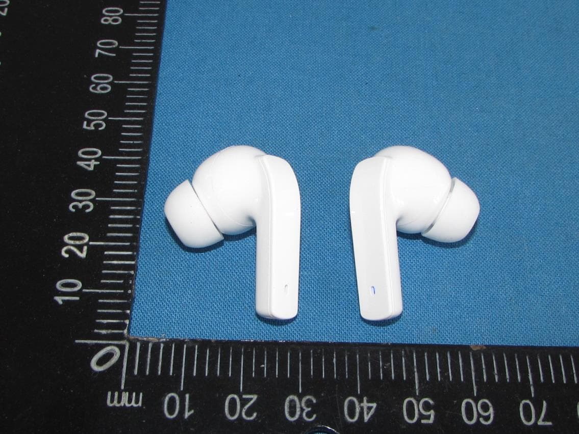 TRUE WIRELESS EARBUDS - FCC ID 2ATOY-RT50A - Dongguan Fulun Electronics Co.,Limited (2)