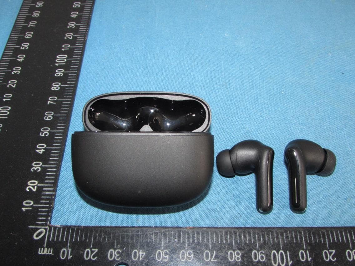TRUE WIRELESS EARBUDS - FCC ID 2ATOY-RT62 - Dongguan Fulun Electronics Co.,Limited (3)