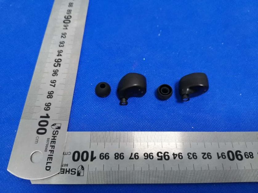 Bluetooth headset - FCC ID 2ATQ9-S8PLUS - Dongguan Gorsun Electronics Co.,Ltd (4)