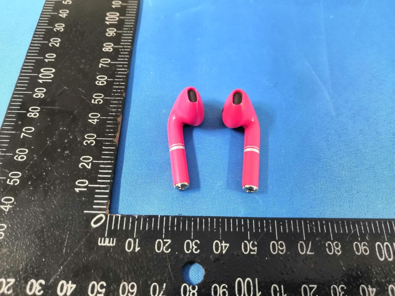 Headphones - FCC ID 2ATQI-HS - Wings Mobile Telecom SL (2)