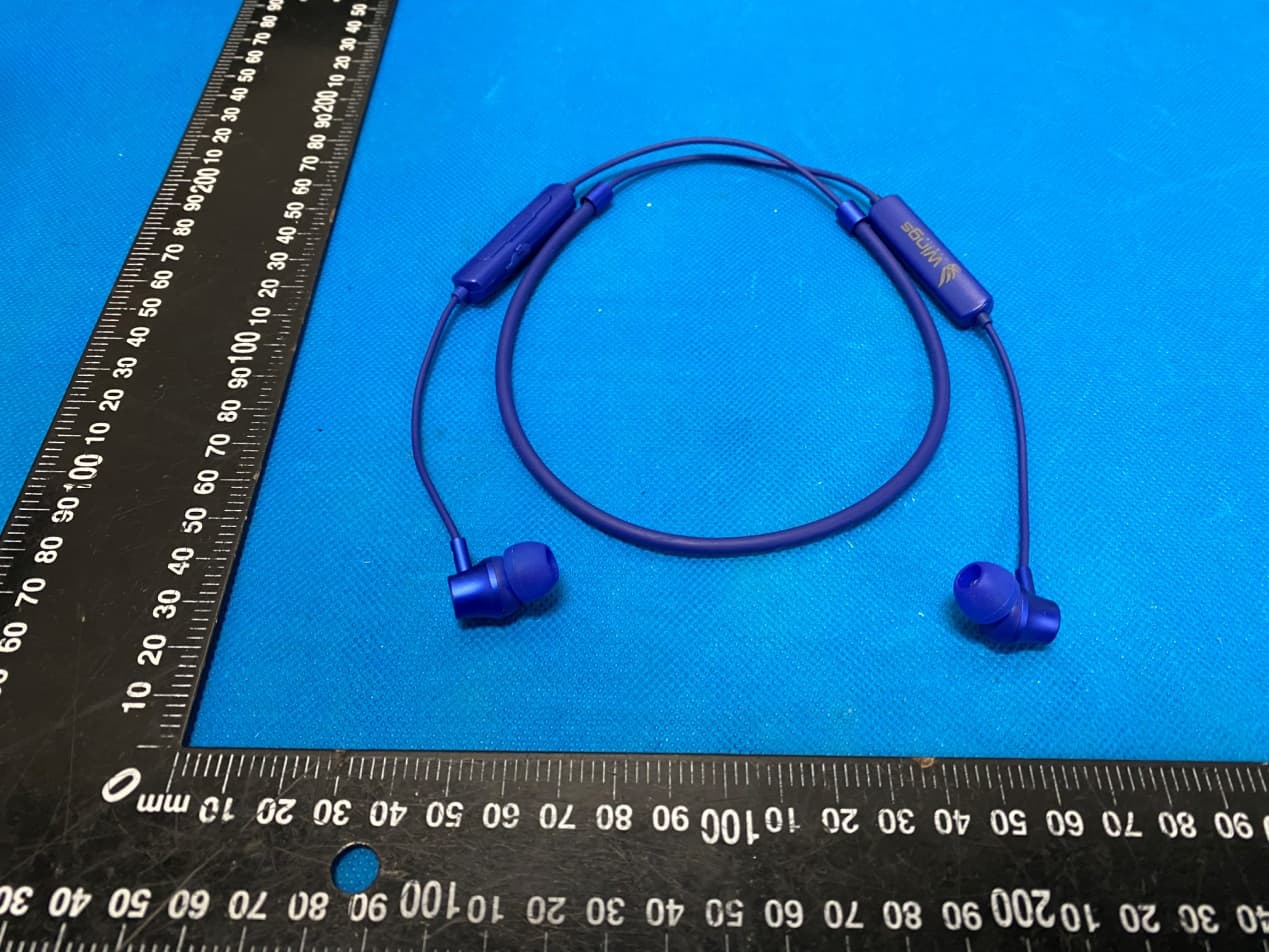 Bluetooth earphone - FCC ID 2ATQI-WSE01 - Wings Mobile Telecom SL (4)