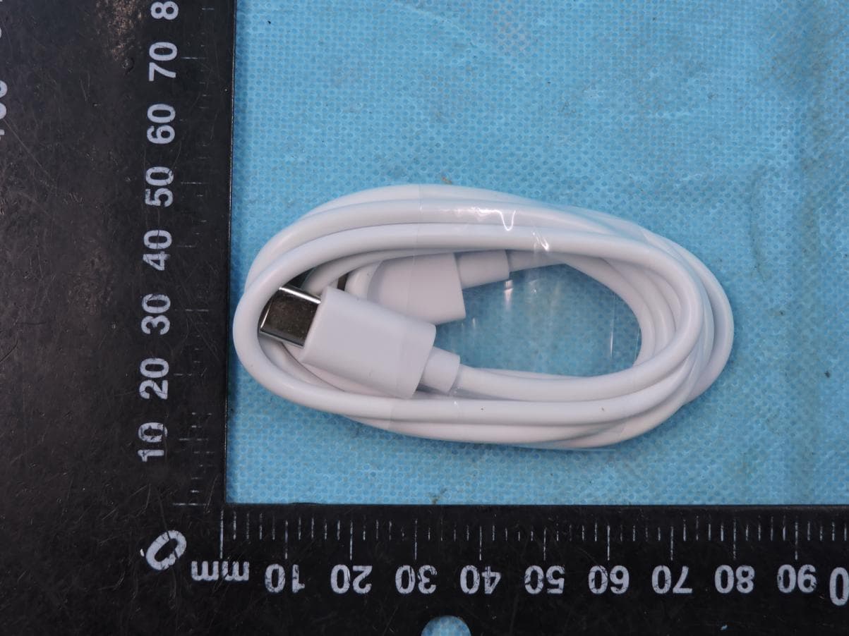 Smart Phone - FCC ID 2ATQIW7 - Wings Mobile Telecom SL (5)