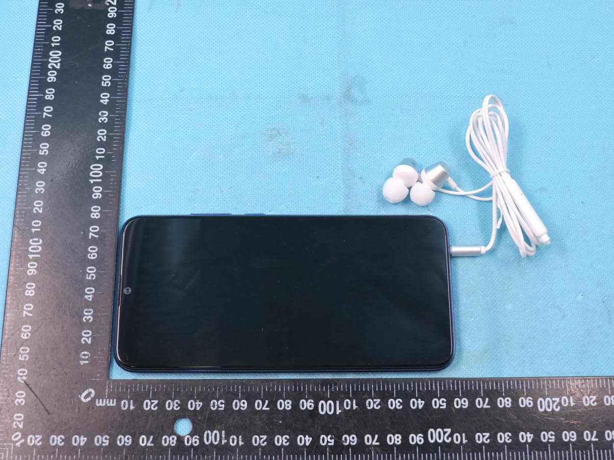 Smart Phone - FCC ID 2ATQIW7 - Wings Mobile Telecom SL