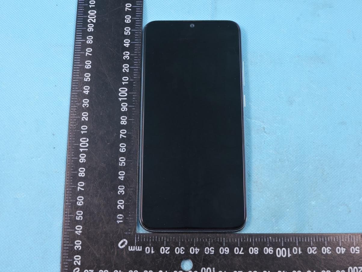 Smart Phone - FCC ID 2ATQIWX - Wings Mobile Telecom SL (2)