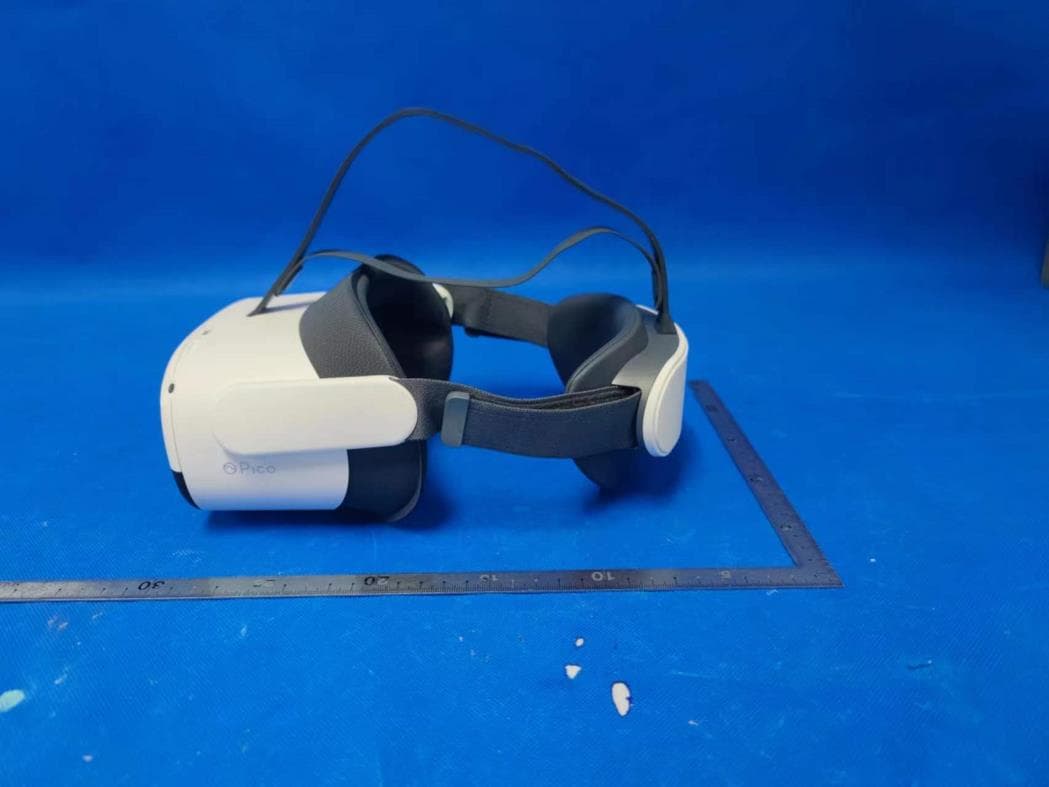 VR All-In-One Headset - FCC ID 2ATRW-A7H10-1 - Qingdao Pico Technology Co., Ltd. (4)