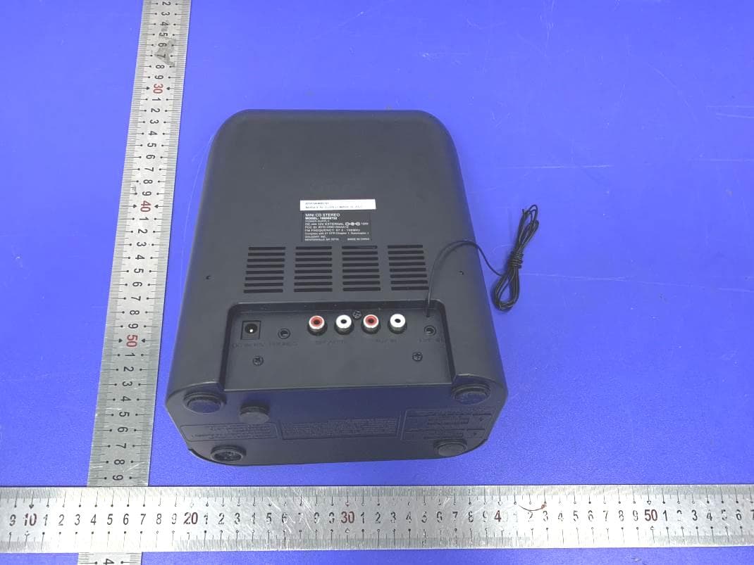 MINI CD STEREO - FCC ID 2ATT8100008722 - Huizhou Yinghai Digital Electronics Co., Ltd