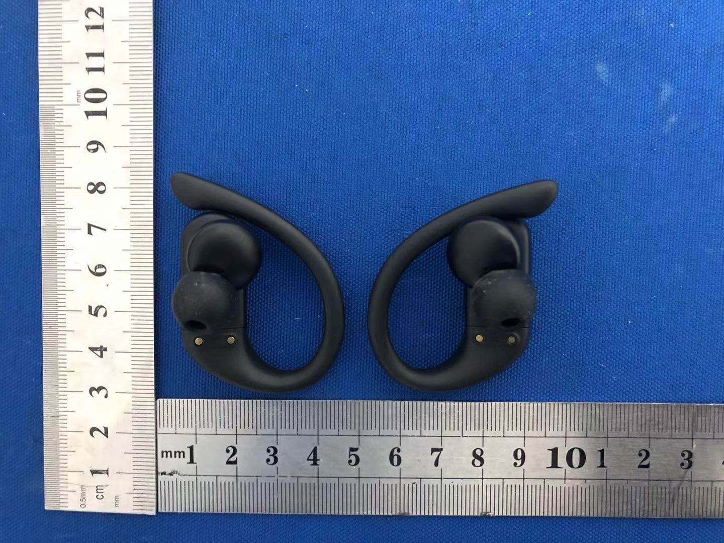 TRULY WIRELESS EARBUDS - FCC ID 2ATWG-AEA03 - Shenzhen Yuangu Technology Co.,Ltd. (2)