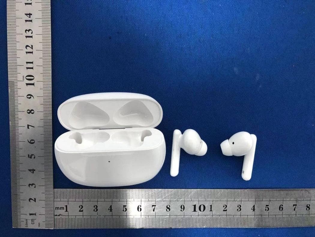 TRULY WIRELESS EARBUDS - FCC ID 2ATWG-AEA05 - Shenzhen Yuangu Technology Co.,Ltd. (3)