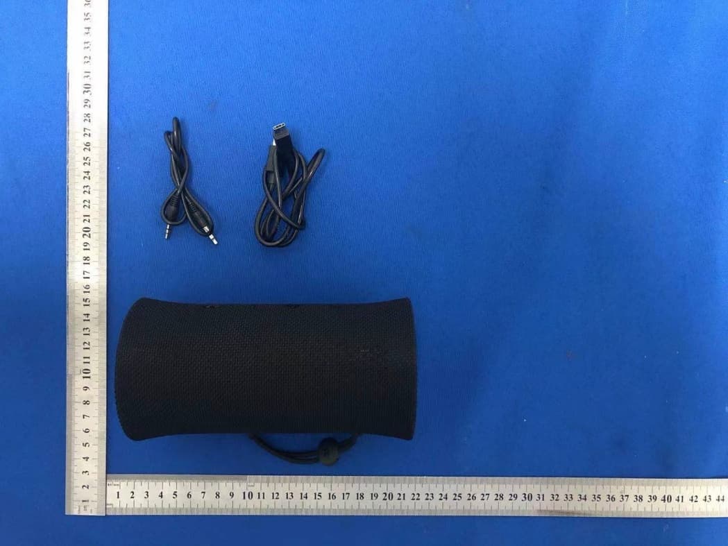 Wireless Speaker - FCC ID 2ATWG-AST3 - Shenzhen Yuangu Technology Co.,Ltd. (4)