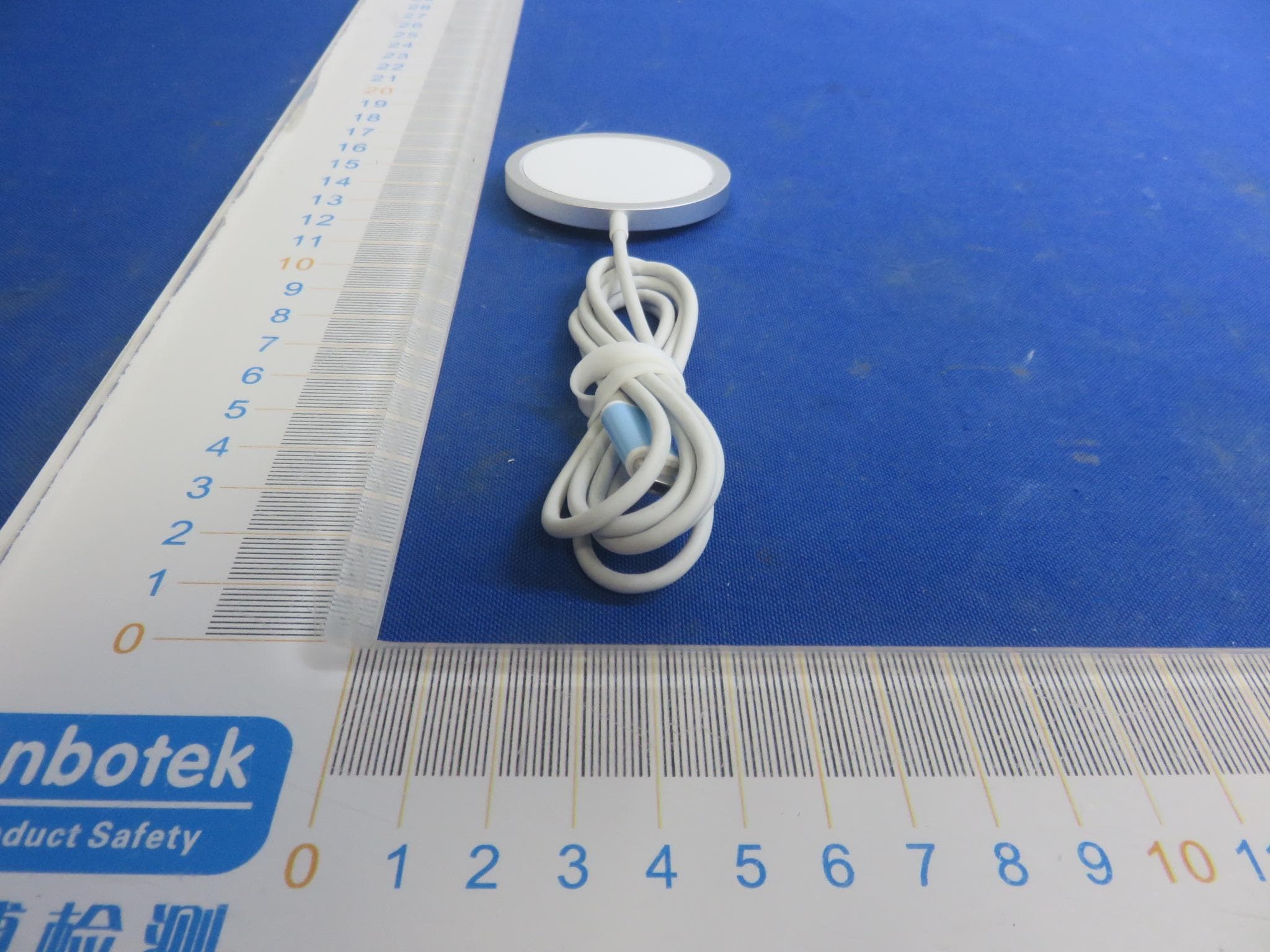 Wireless Charger - FCC ID 2ATWU-WI085 - Mei Shun He Electronic Limited (5)