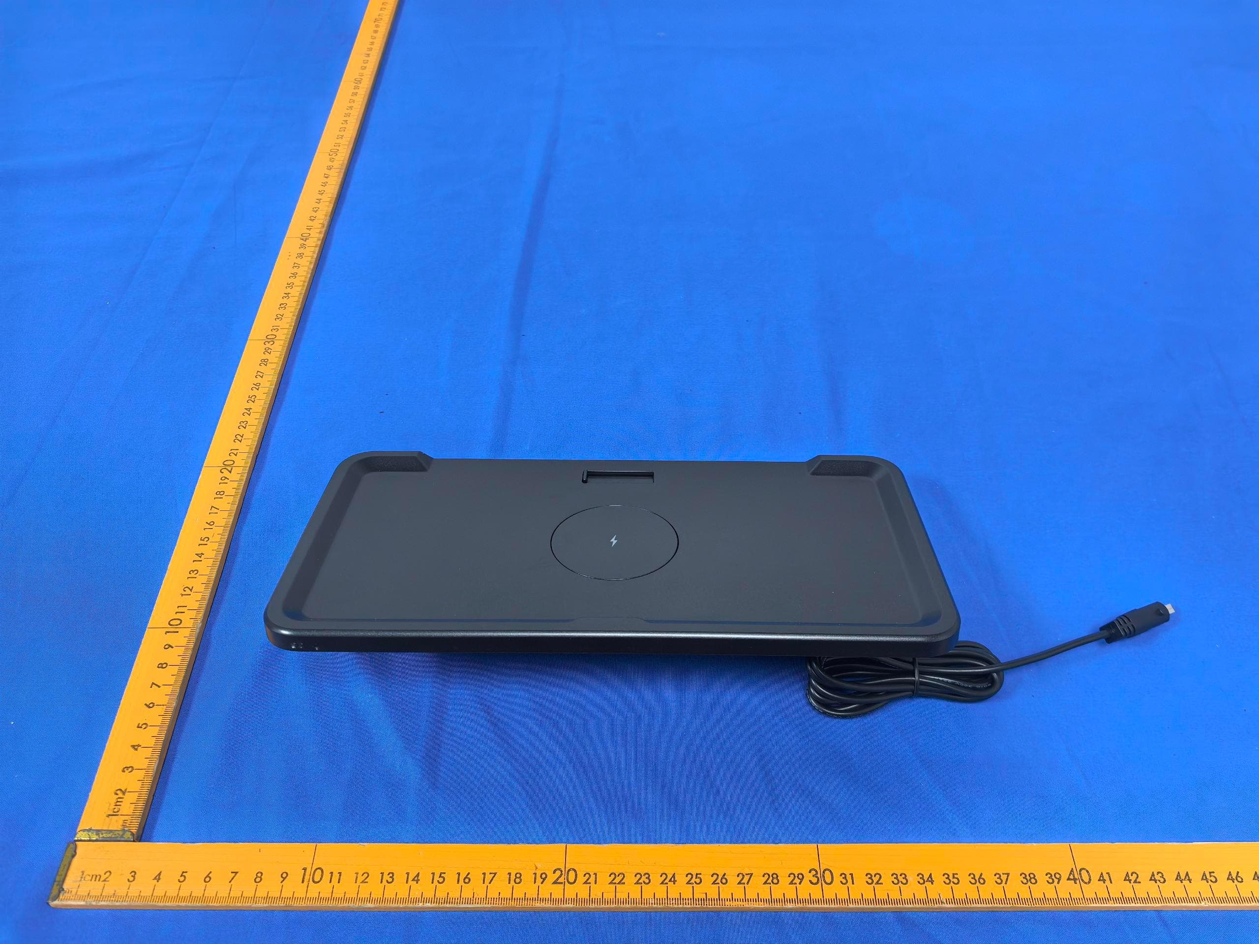 Embedded Multi-Functional Charging Table - FCC ID 2ATX3GF-17MAGAC-03B - GCteq Wireless (Shenzhen) Co., Ltd.