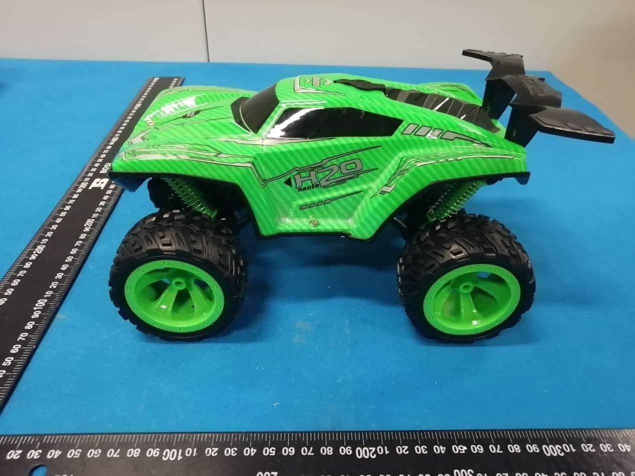 Remote control car series - FCC ID 2ATYG-SH198333687B - WANG YONGFENG (5)