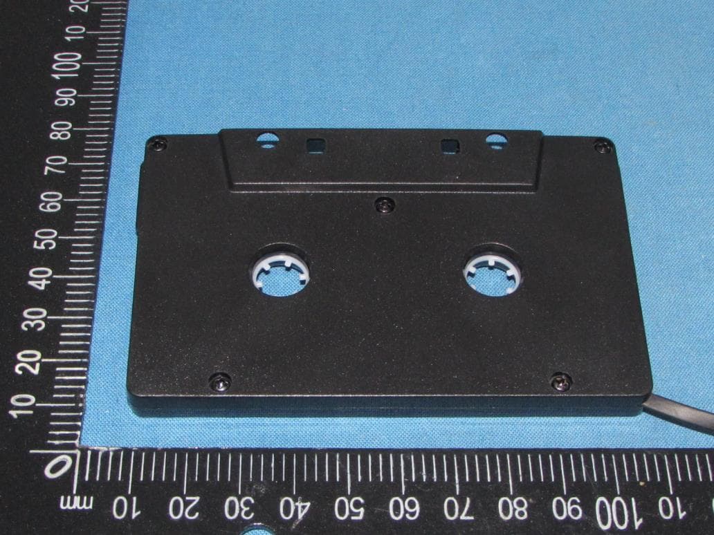 BLUETOOTH CASSETTE ADAPTER WITH HANDSFREE CALLING - FCC ID 2ATYS-BTHFS380 - AAMP GLOBAL (2)