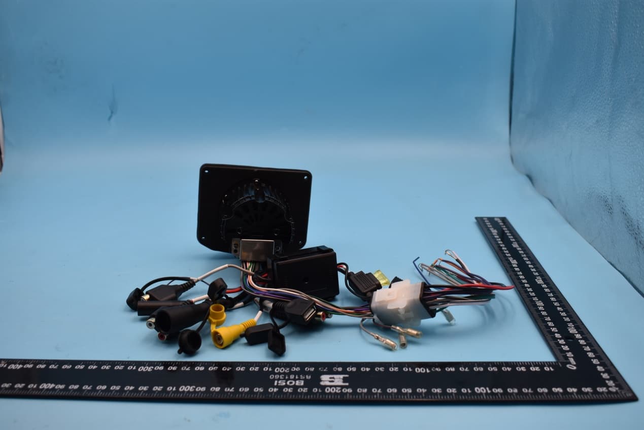 Media Player (Bluetooth) - FCC ID 2ATYS-SPXM1 - AAMP GLOBAL (4)