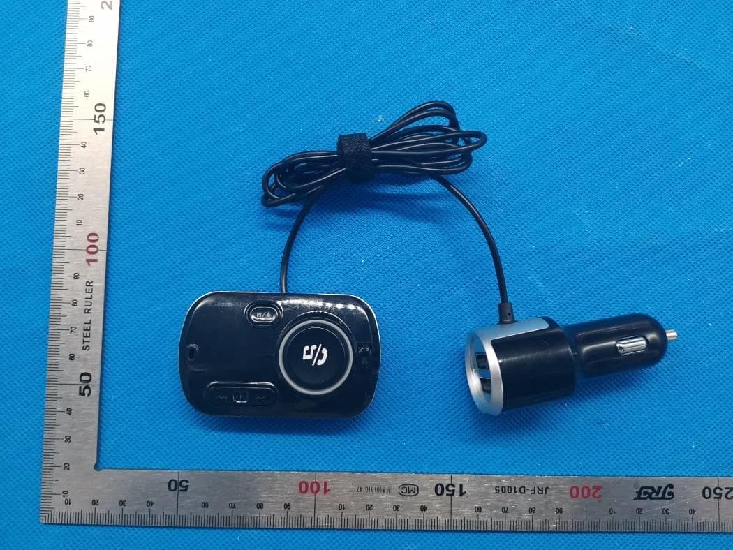 BT Car FM Transmitter - FCC ID 2ATZS-FMT - SHEN ZHEN LEADINWAY TECHNOLOGY CO.,LTD (4)