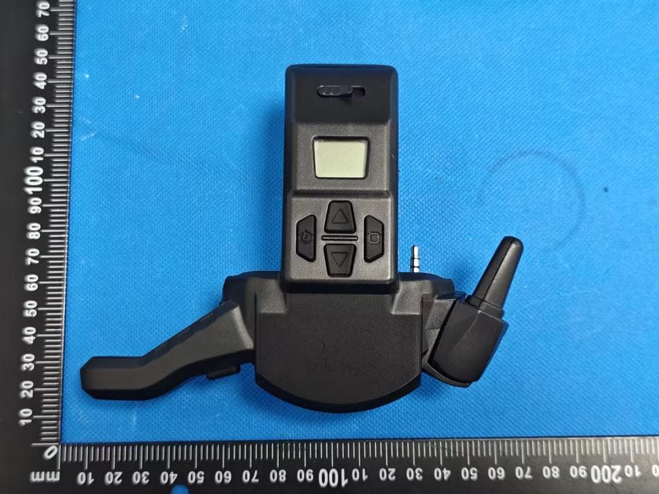 Recon BT Walkie Talkie - FCC ID 2AU3A-RECMBTWT - Good Sportsman Marketing, LLC (2)