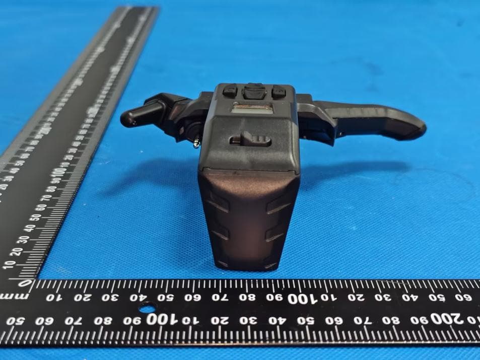 Recon BT Walkie Talkie - FCC ID 2AU3A-RECMBTWT - Good Sportsman Marketing, LLC (5)