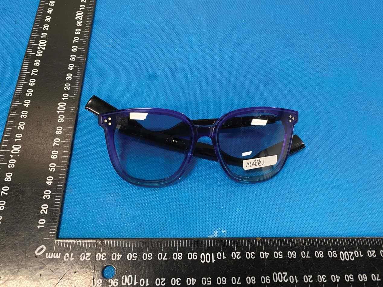 SMART EYEWEAR - FCC ID 2AU3D-TCW01A1 - United Creation Technology Corp.,Ltd (4)